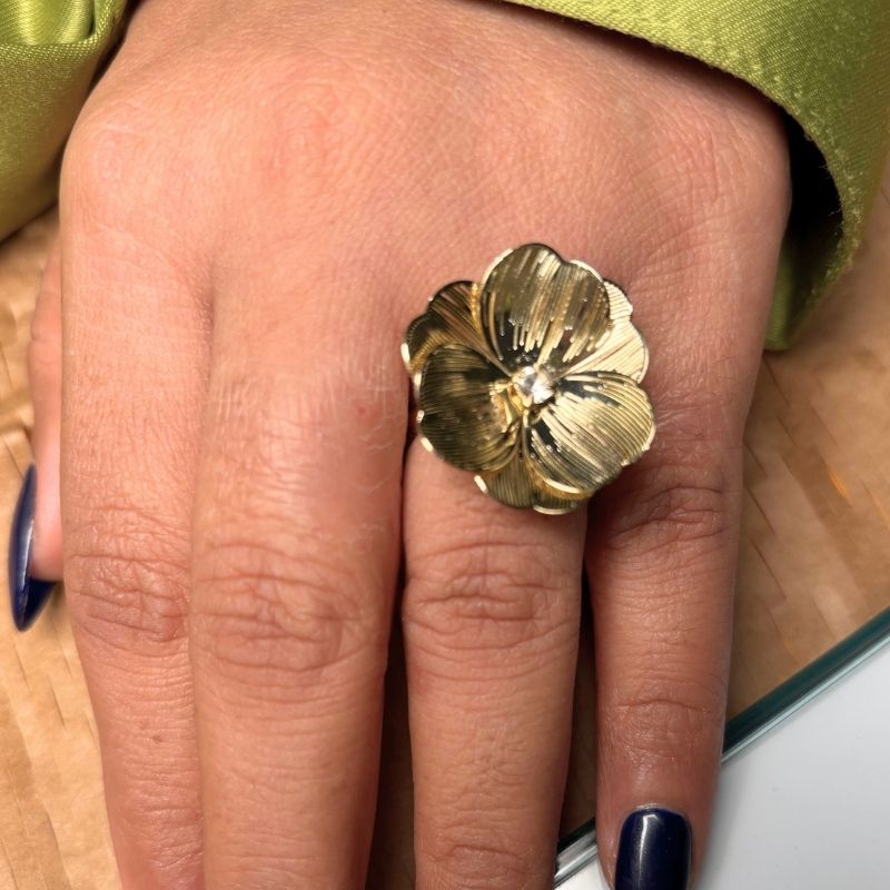 Golden Heartbloom Ring