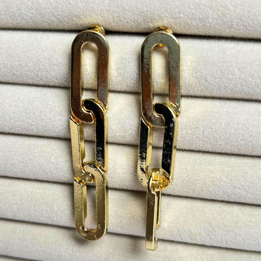 Stay Connected Earring