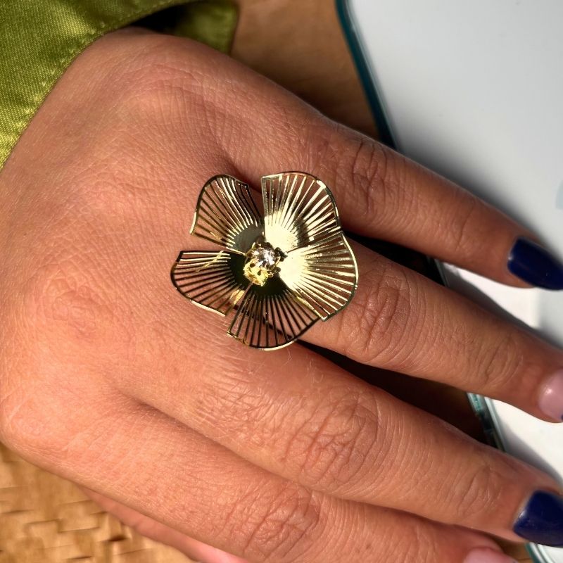 Lily Veil Ring
