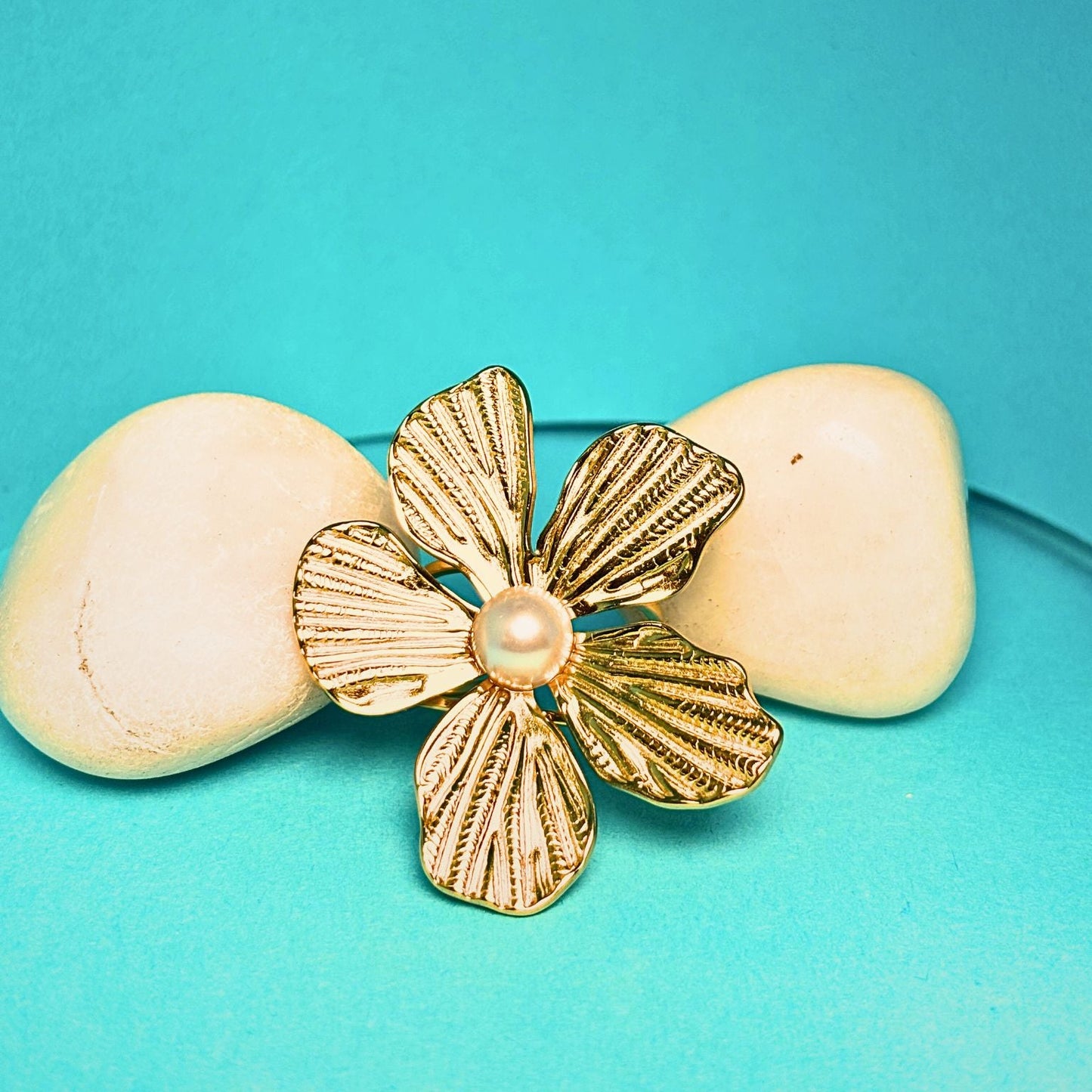 Urban Flower Ring