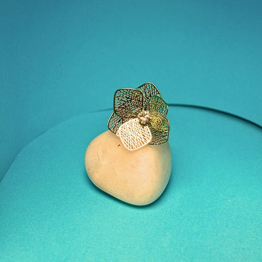 Petal Lace Ring