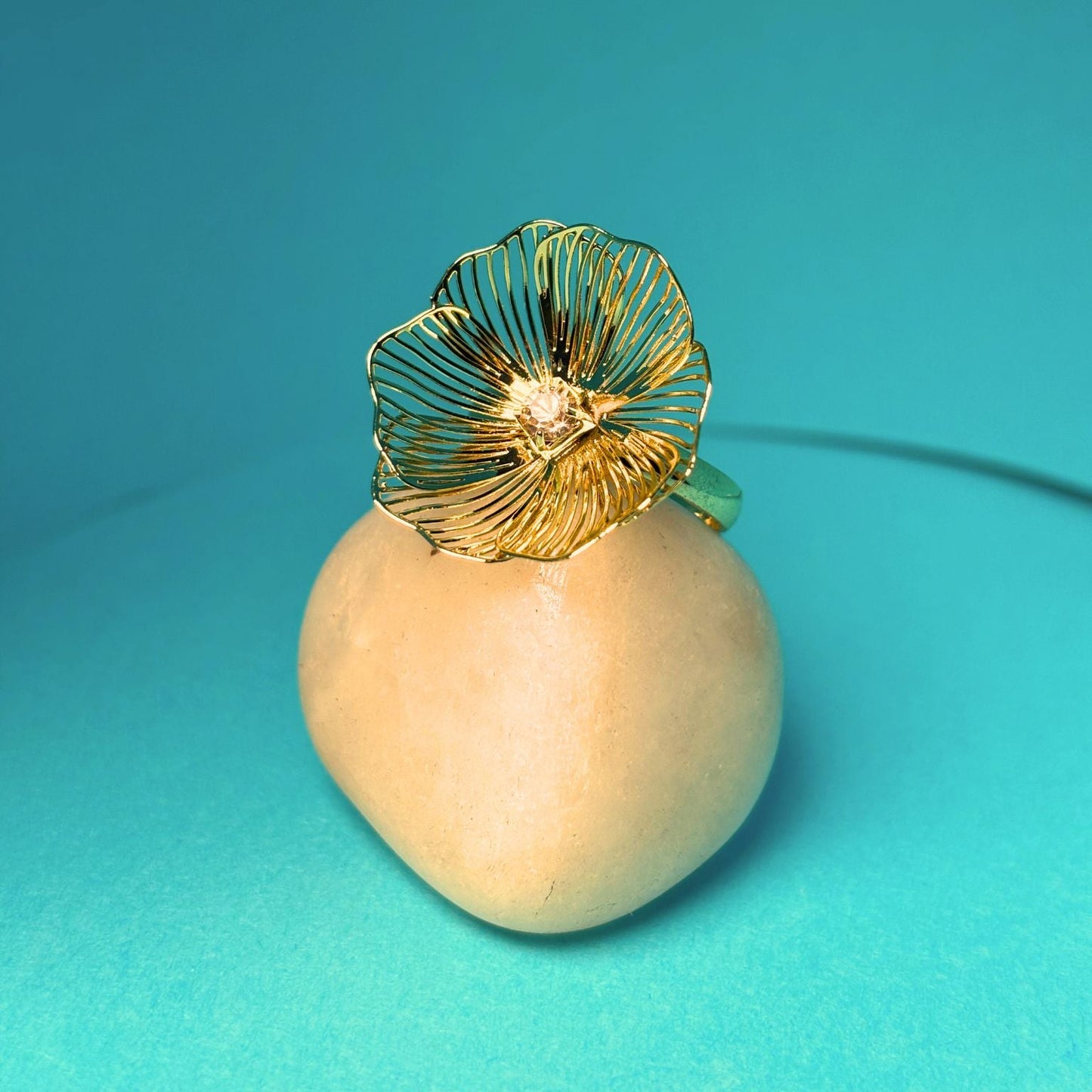 Lily Veil Ring