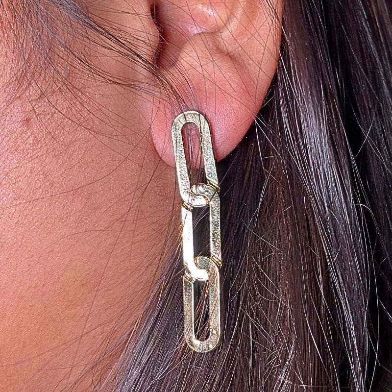 Stay Connected Earring