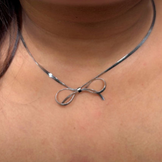 Twilight Bow Chain
