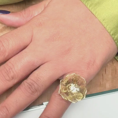 Lily Veil Ring