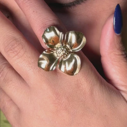 Midnight Daisy Ring